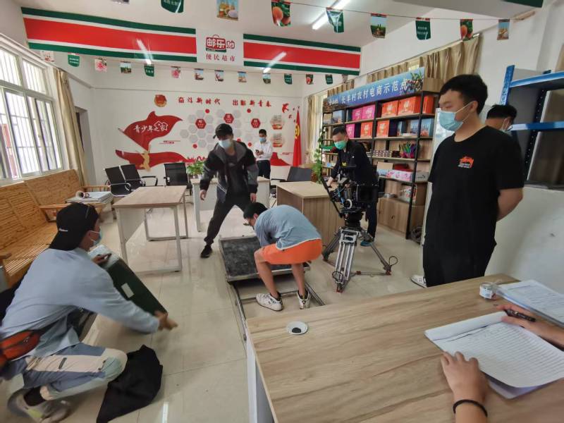 追星女孩心理学分析报告：神池县广告片拍摄公司揭秘饭圈应援式传播逻辑